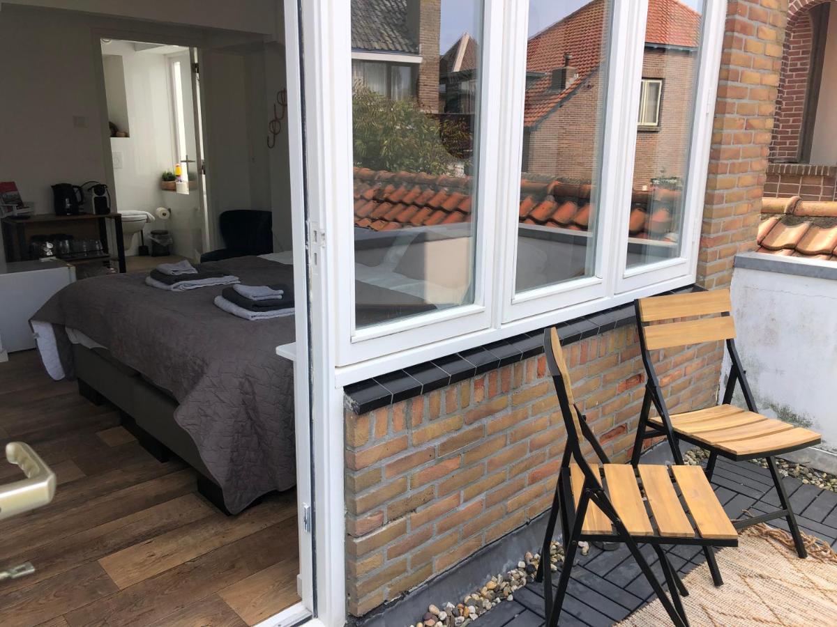 Short Apartment